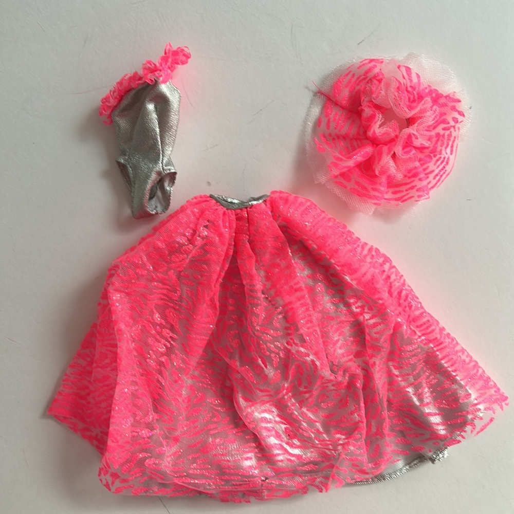 Vintage collectible Starlight Fairy Barbie and Three Looks Barbie +extra clothes - Picture 9 of 14